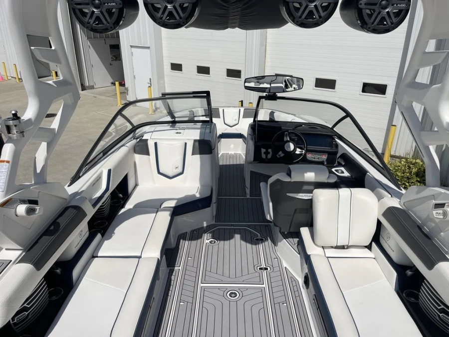 2018-nautique-g23-146753-image6