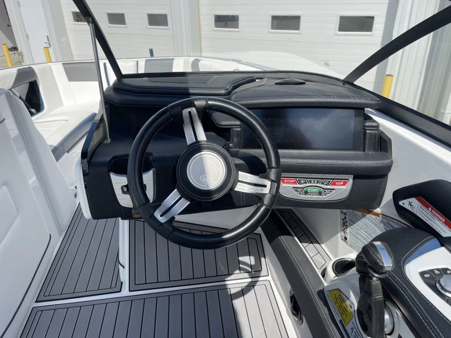 2018-nautique-g23-146753-image9