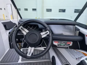 2018-nautique-super-air-nautique-210-146774-image8