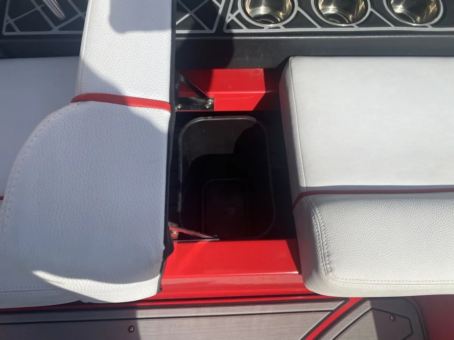 2018-nautique-gs24-146776-image17