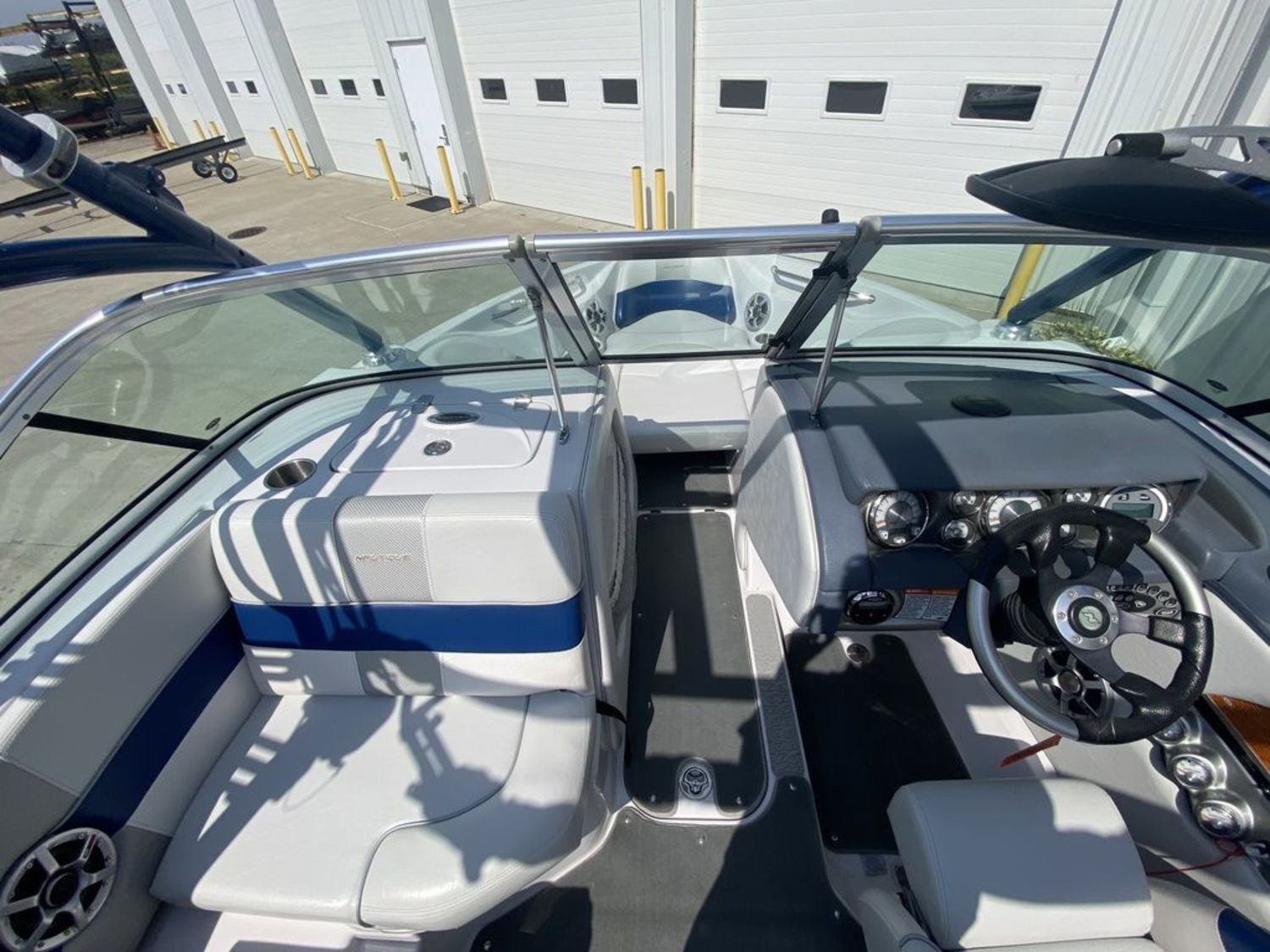 2007 Correct Craft Super Air Nautique 210