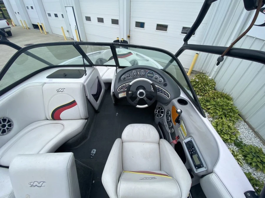 2002-nautique-super-air-nautique-210-146790-image10