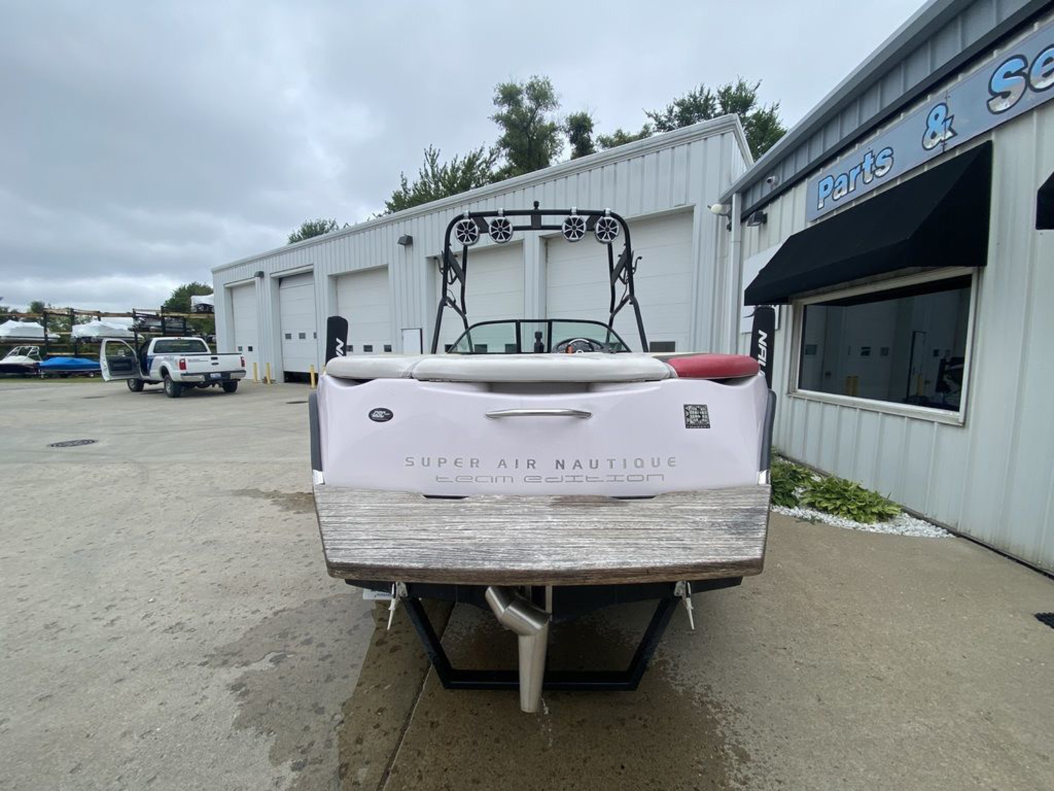 2002 Correct Craft Super Air Nautique 210