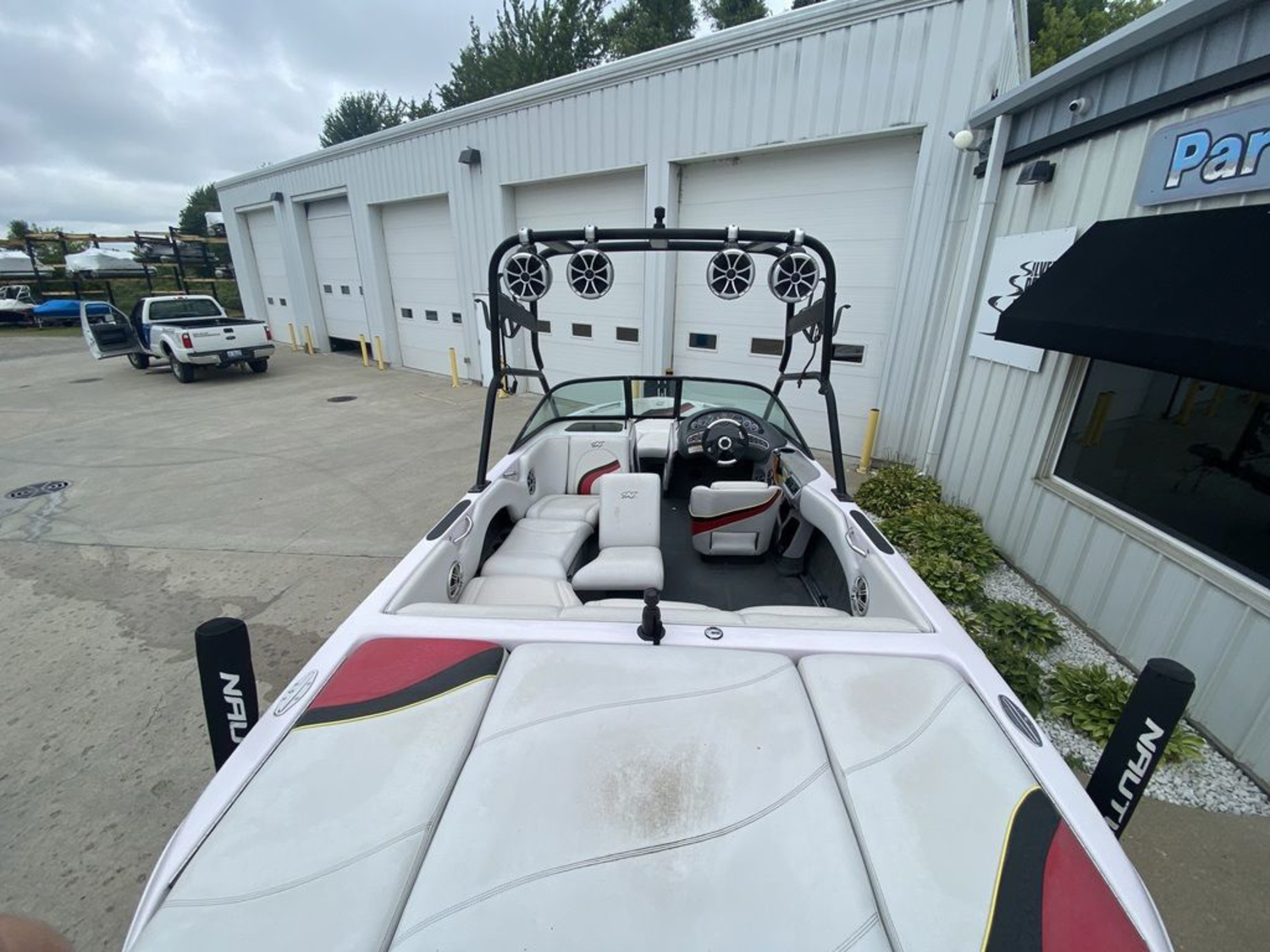 2002 Correct Craft Super Air Nautique 210