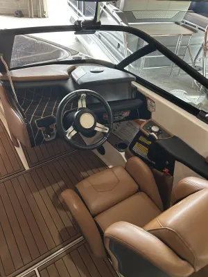 2020-nautique-gs22-146831-image3.webp
