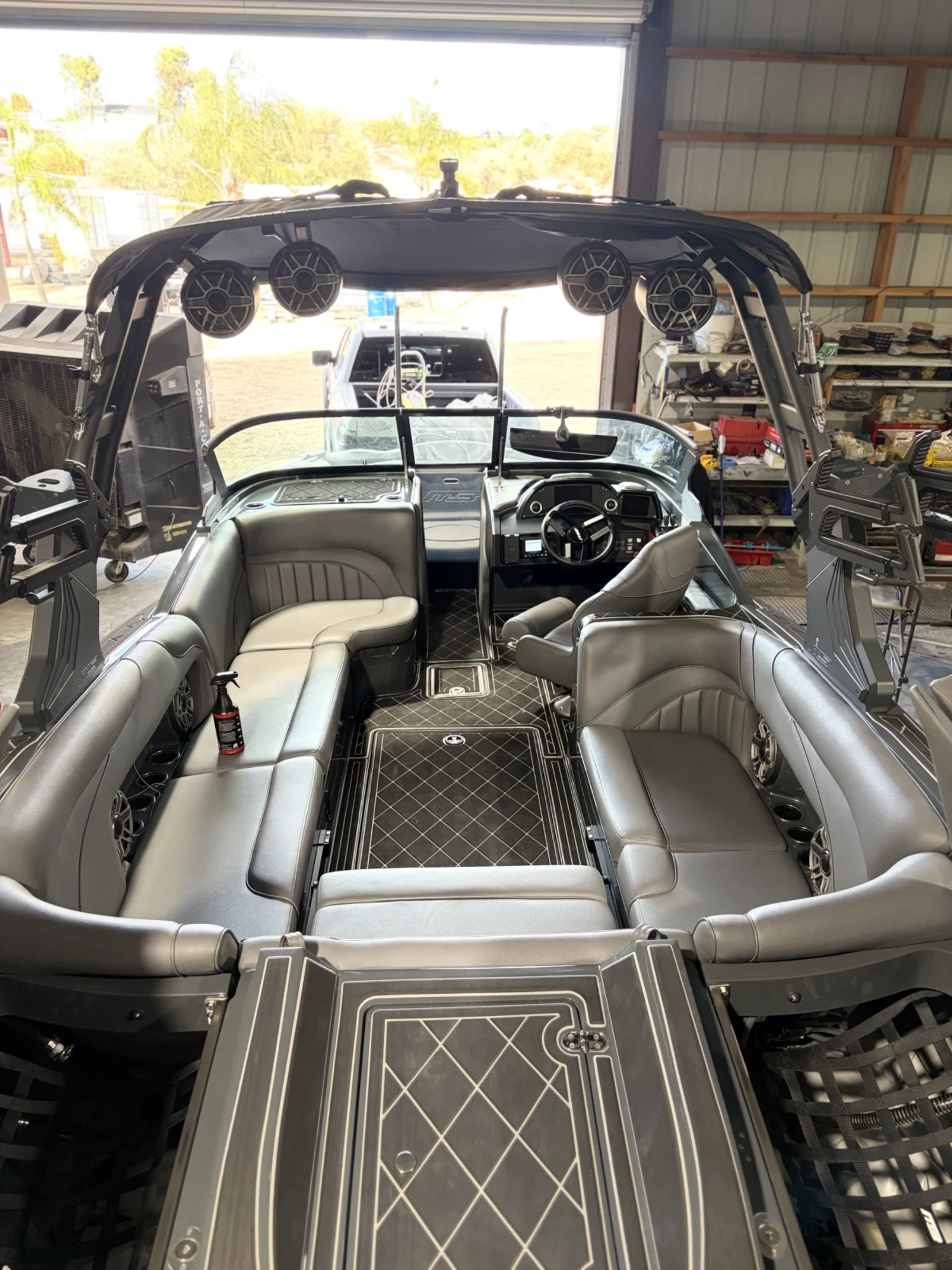 2026 MB Sports Boats B52 23