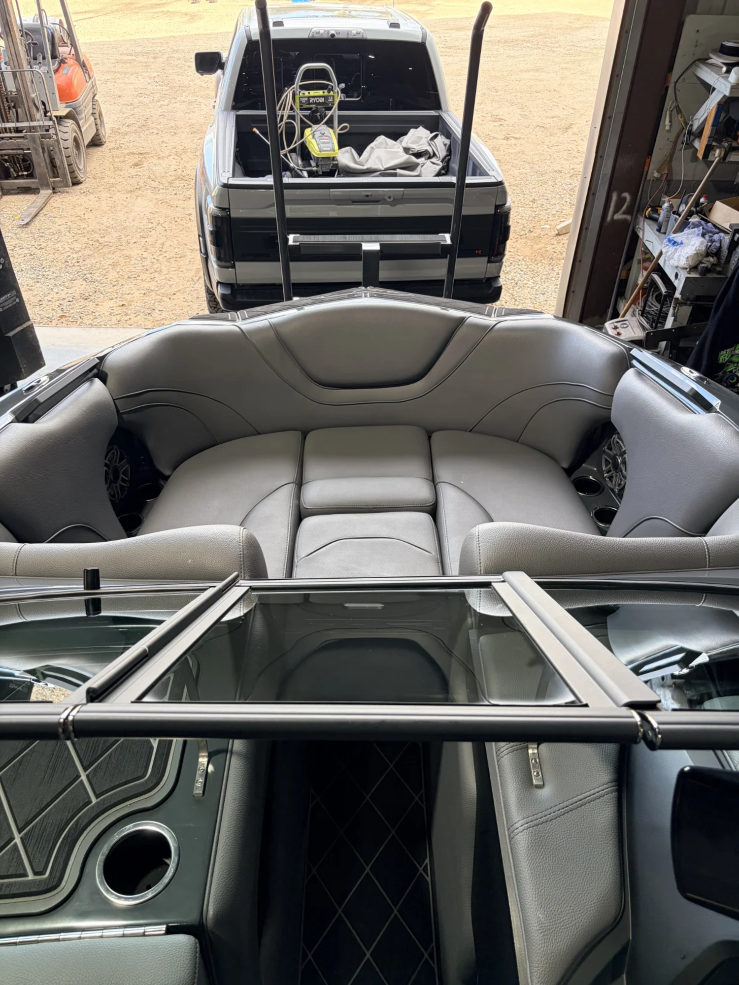 2026 MB Sports Boats B52 23