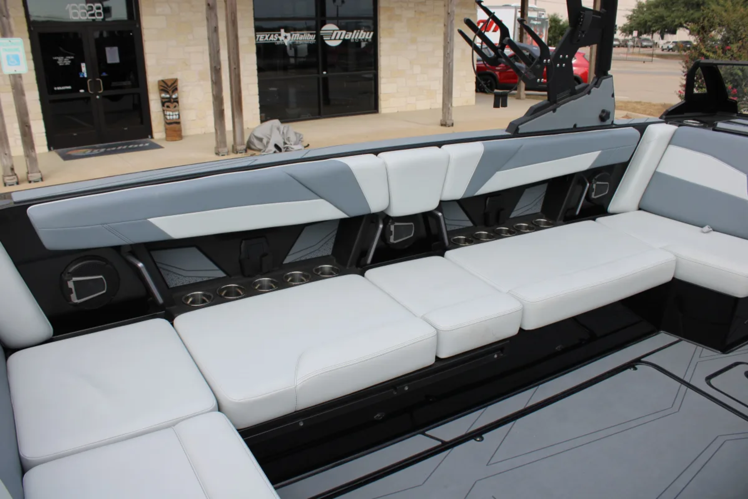 2026 Axis T250