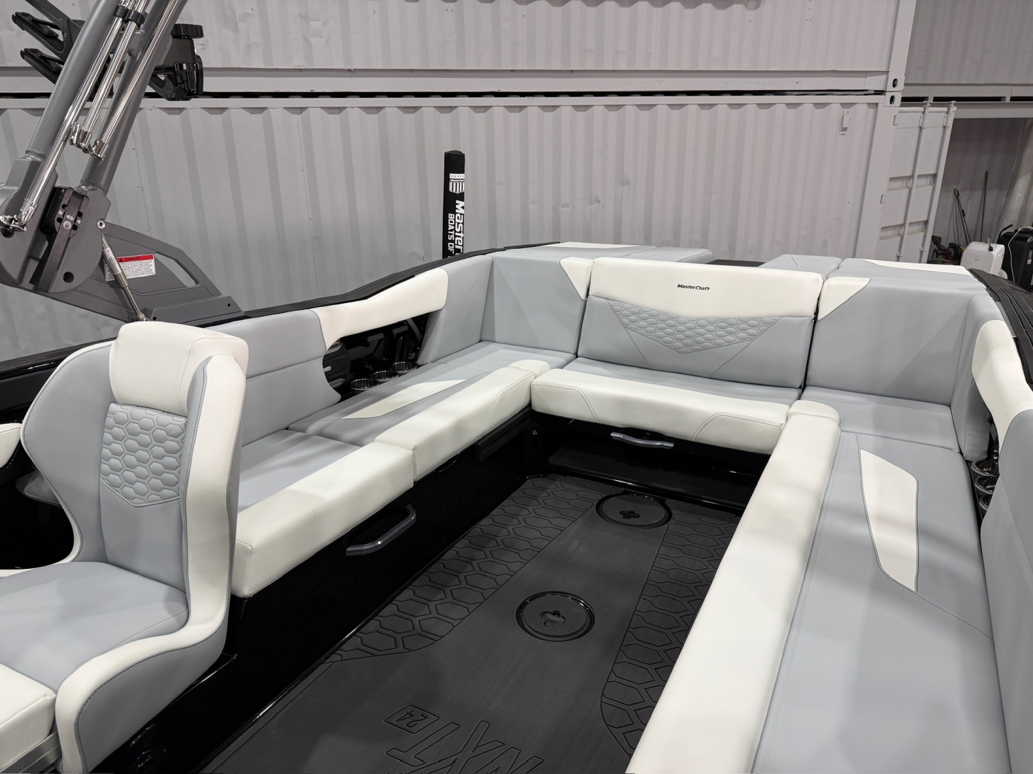 2027 MASTERCRAFT NXT24