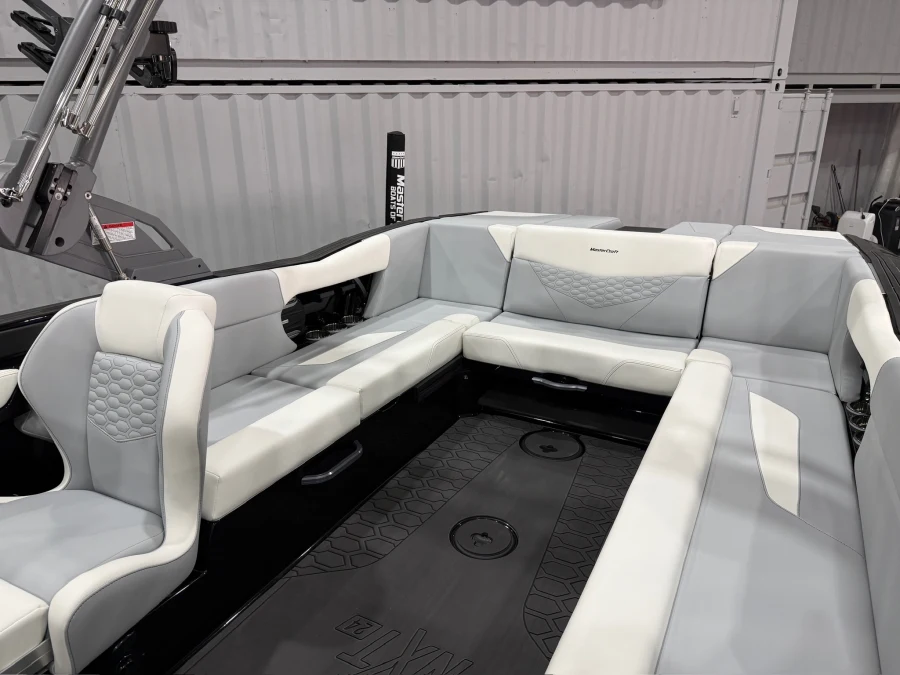 2027-mastercraft-nxt24-145037-image11