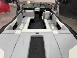 2027-mastercraft-nxt24-145037-image18