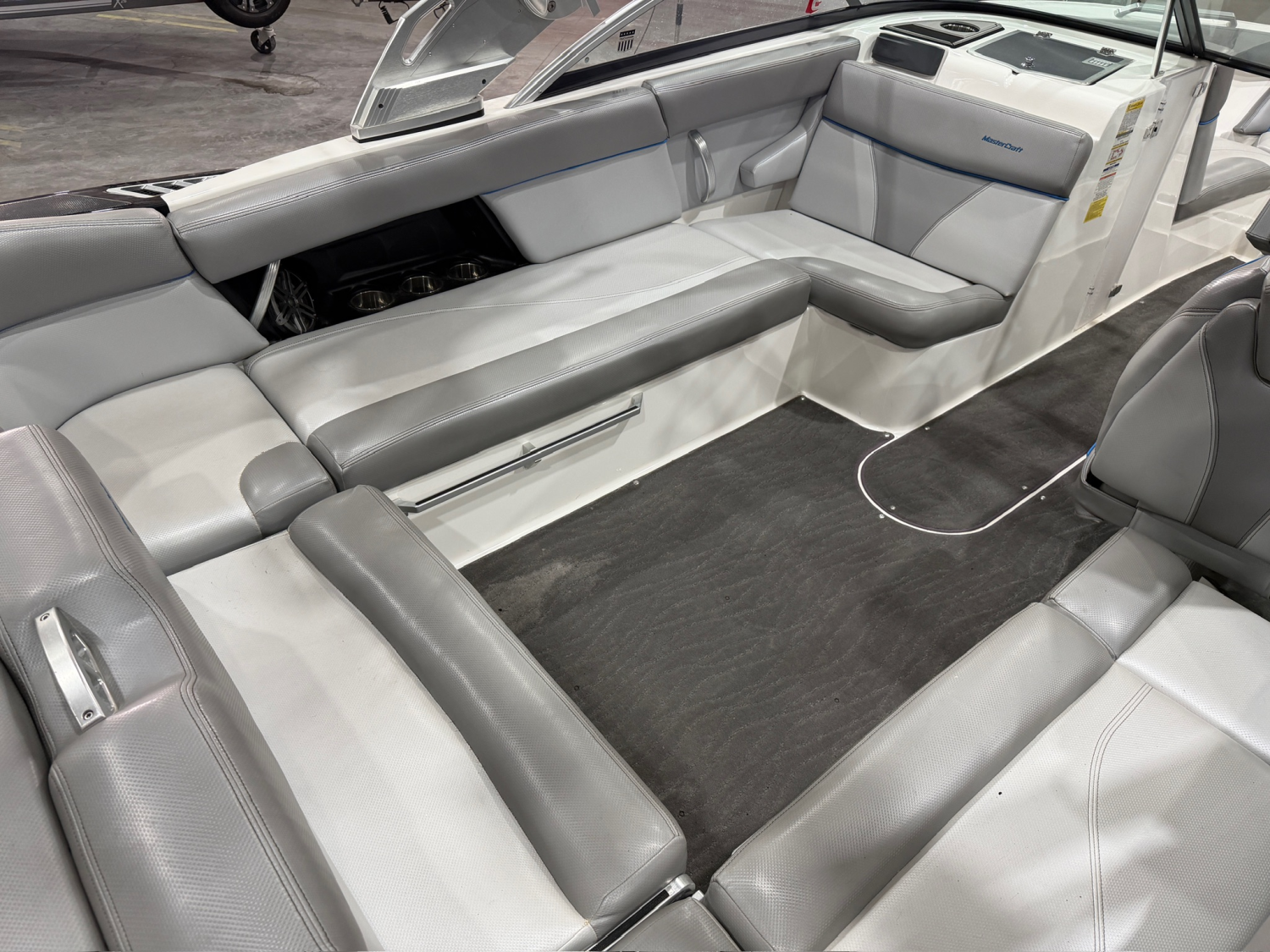 2017 MASTERCRAFT XT23