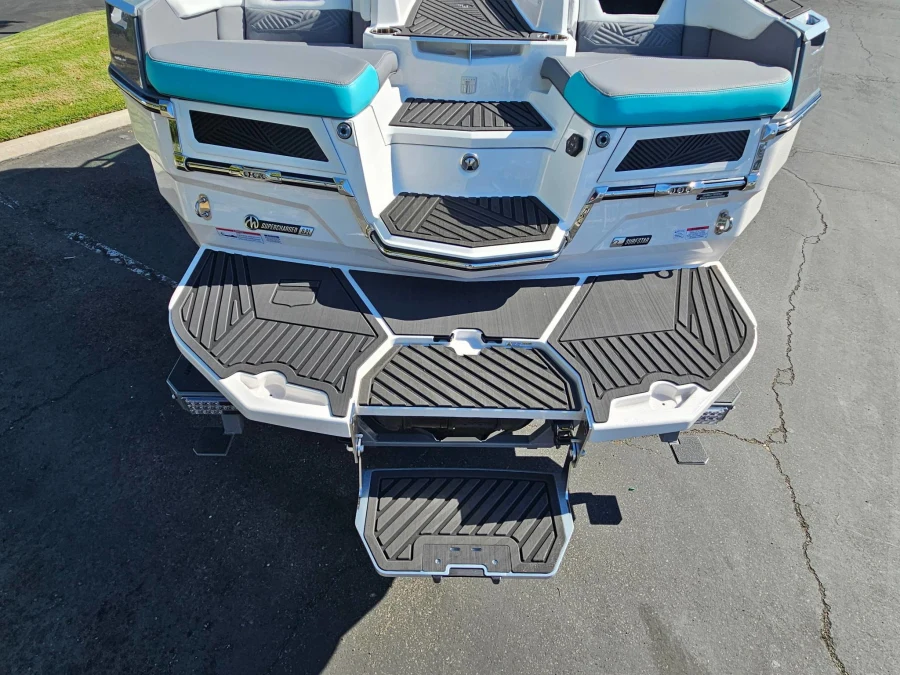 2027-mastercraft-x-star-145040-image9