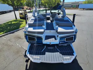 2027-mastercraft-x23-145042-image12