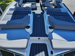 2027-mastercraft-x23-145042-image13