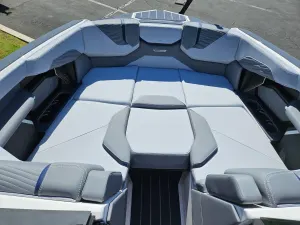2027-mastercraft-x23-145042-image15