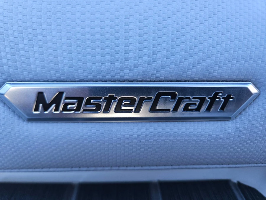 2027-mastercraft-x23-145042-image26