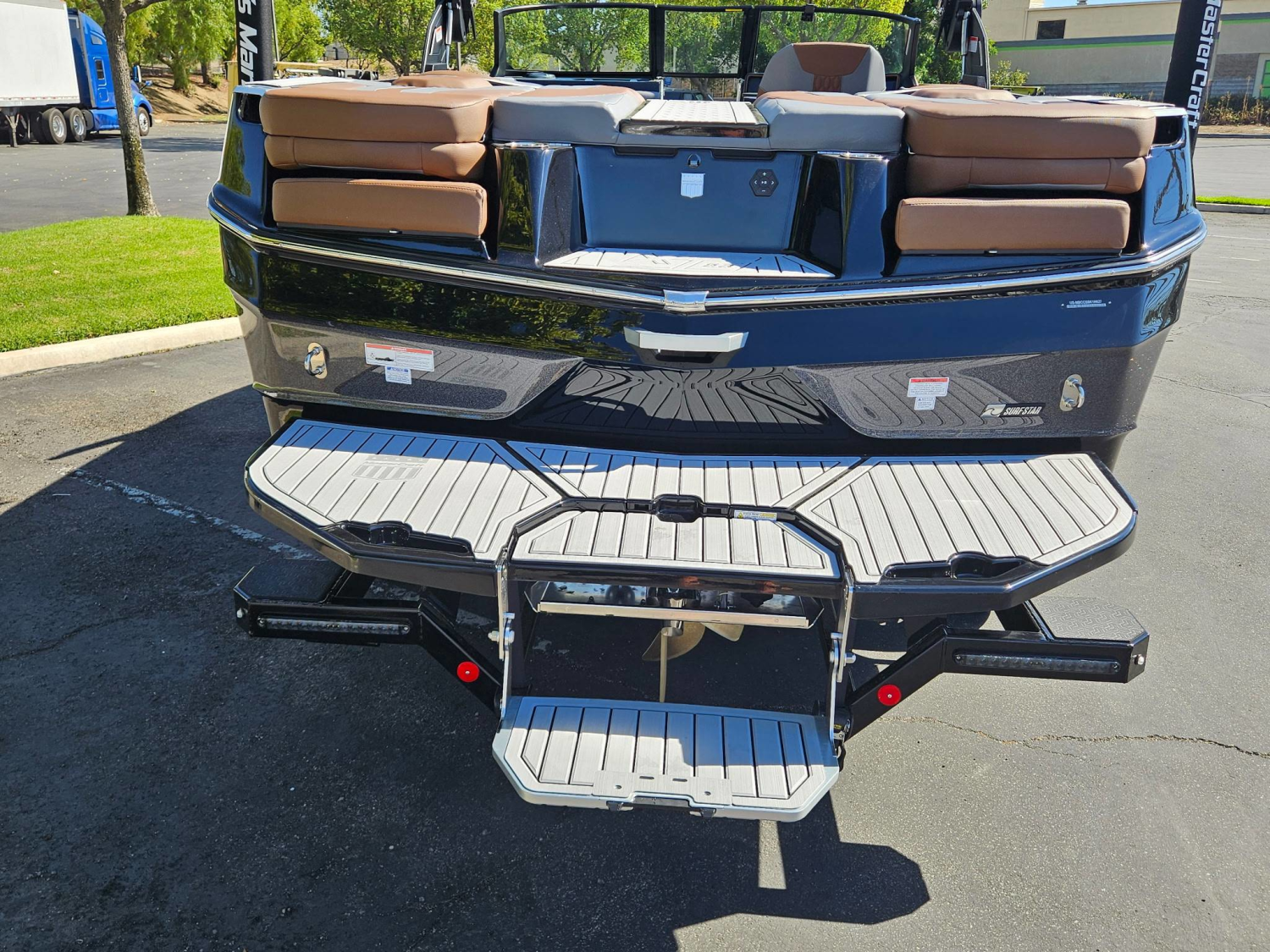 2027 MasterCraft XT23