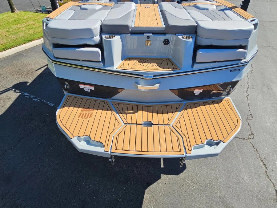 2027-mastercraft-xt24-145044-image7