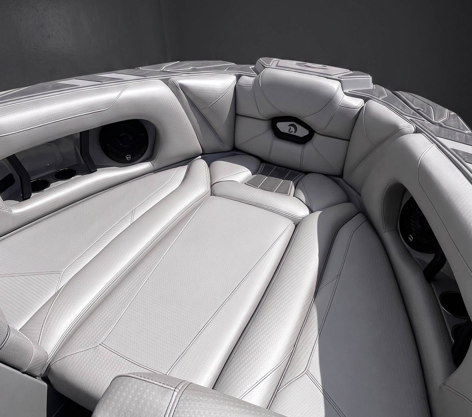 2023 Centurion Boats Ri245