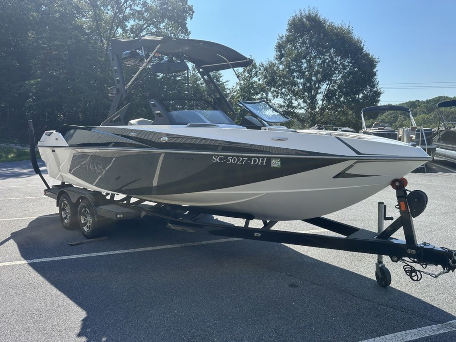 2018 Axis Wake Research T23