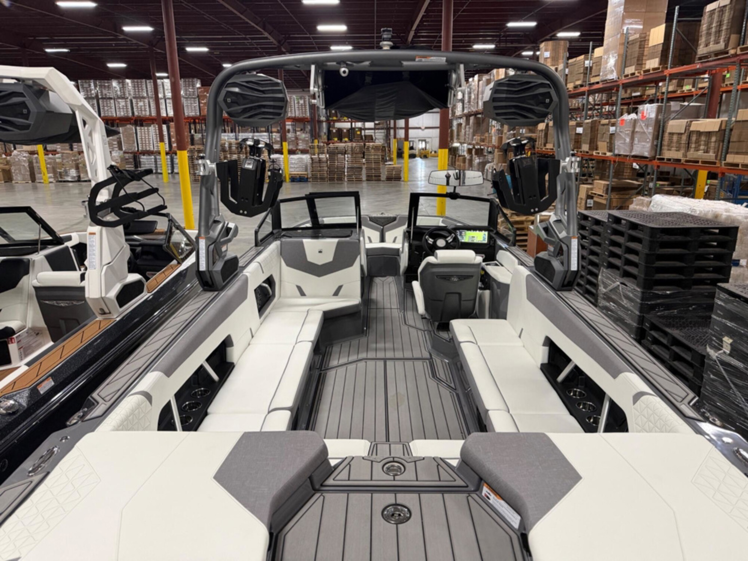 2025 Nautique GS24