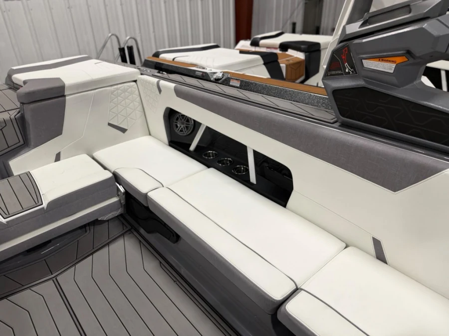 2025-nautique-gs24-145059-image14