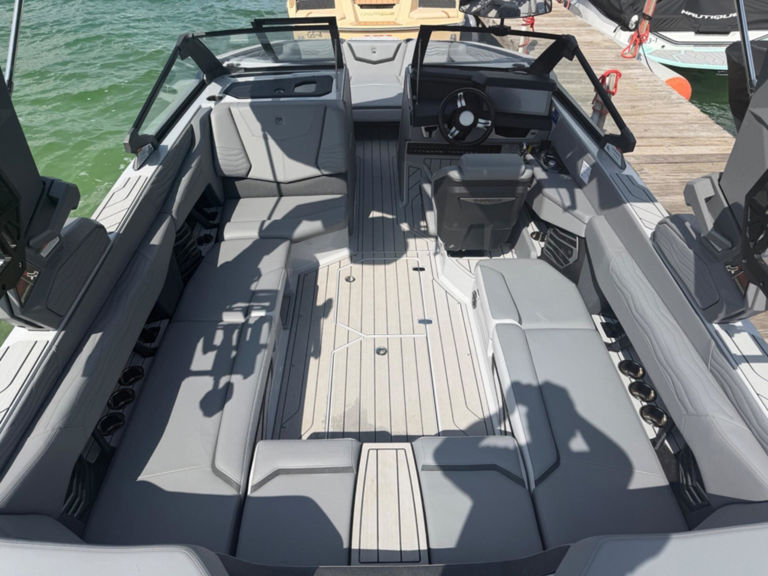 2026 Nautique G23