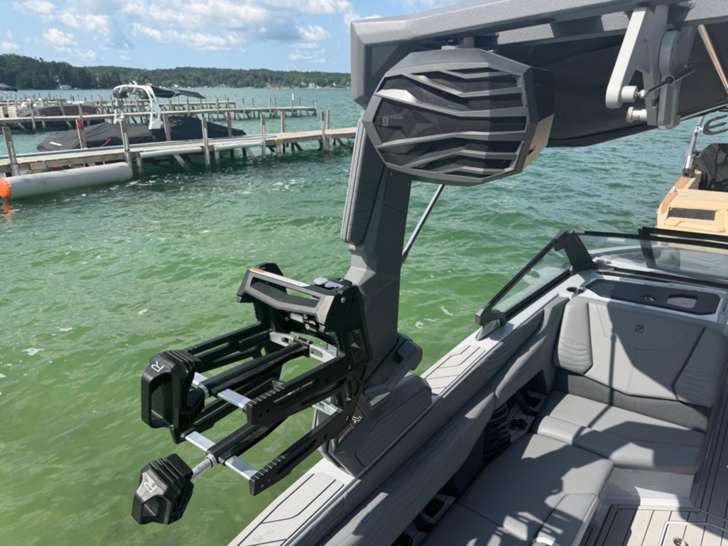 2026 Nautique G23