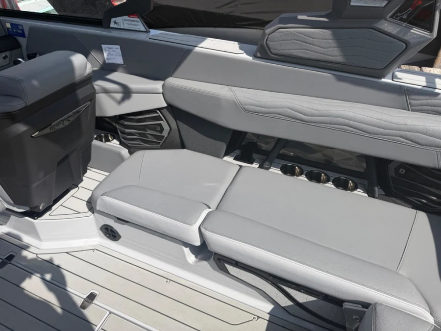 2026-nautique-g23-145060-image18