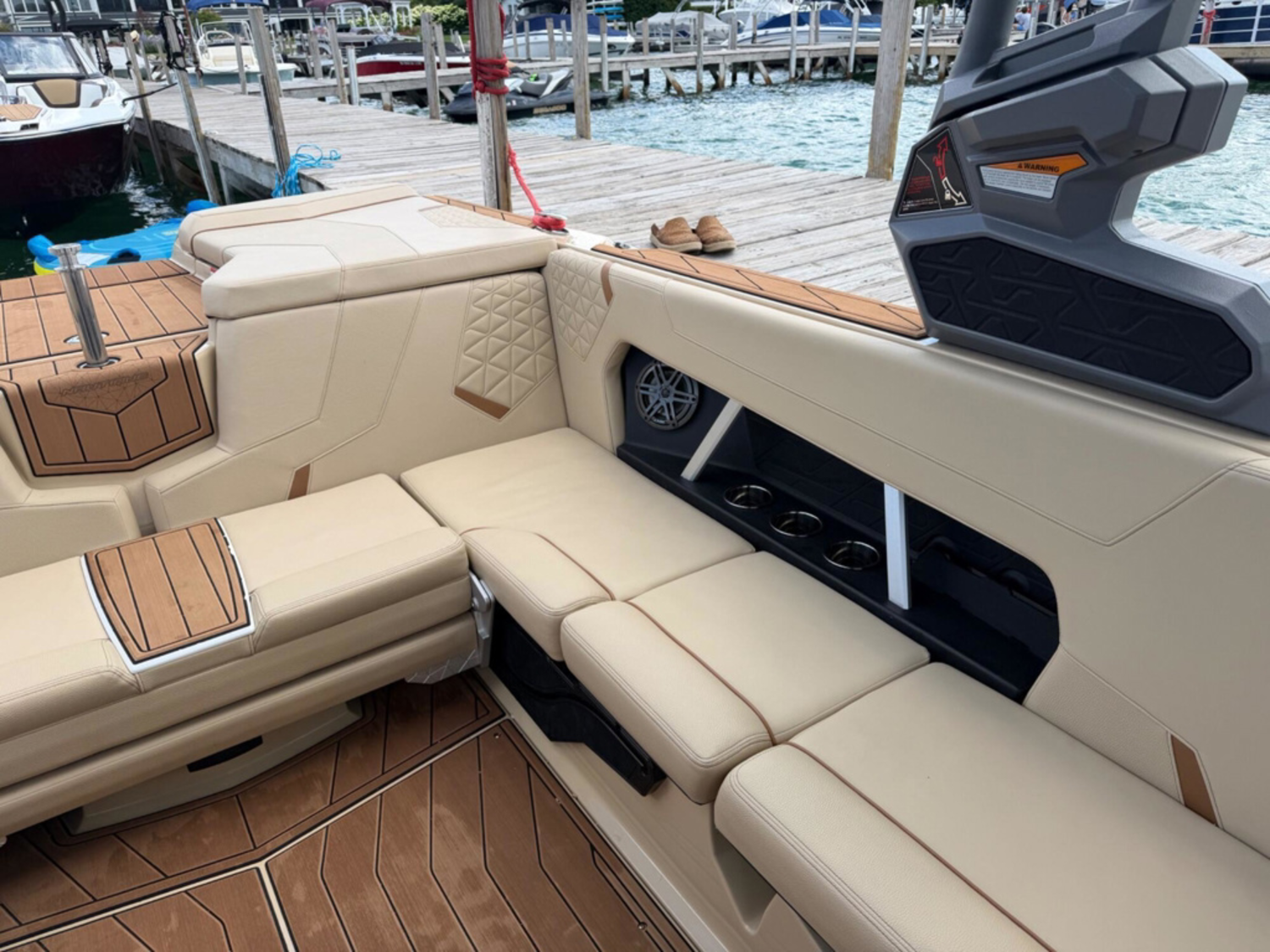 2026 Nautique GS22