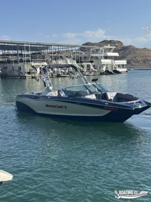 2019-mastercraft-x24-145064-image1