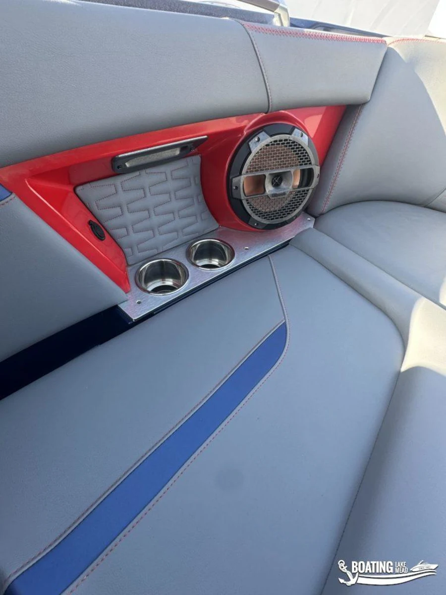2019-mastercraft-x24-145064-image24