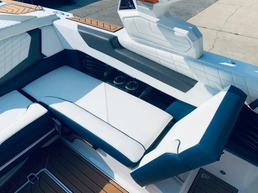 2022-nautique-g23-145071-image7.webp