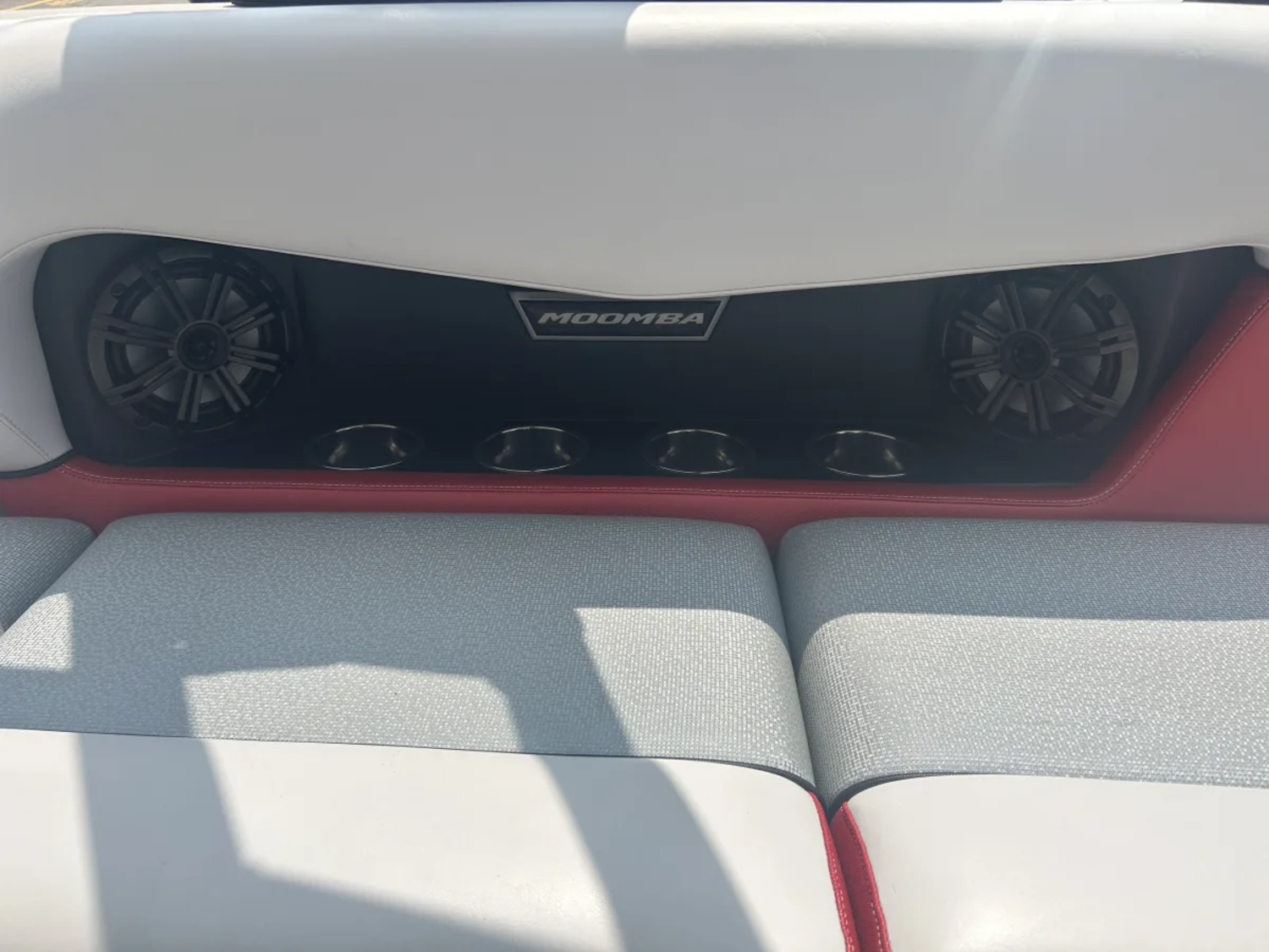2018 Moomba Mondo