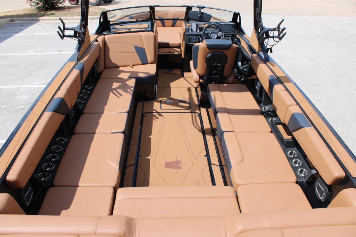 2027 Axis T250