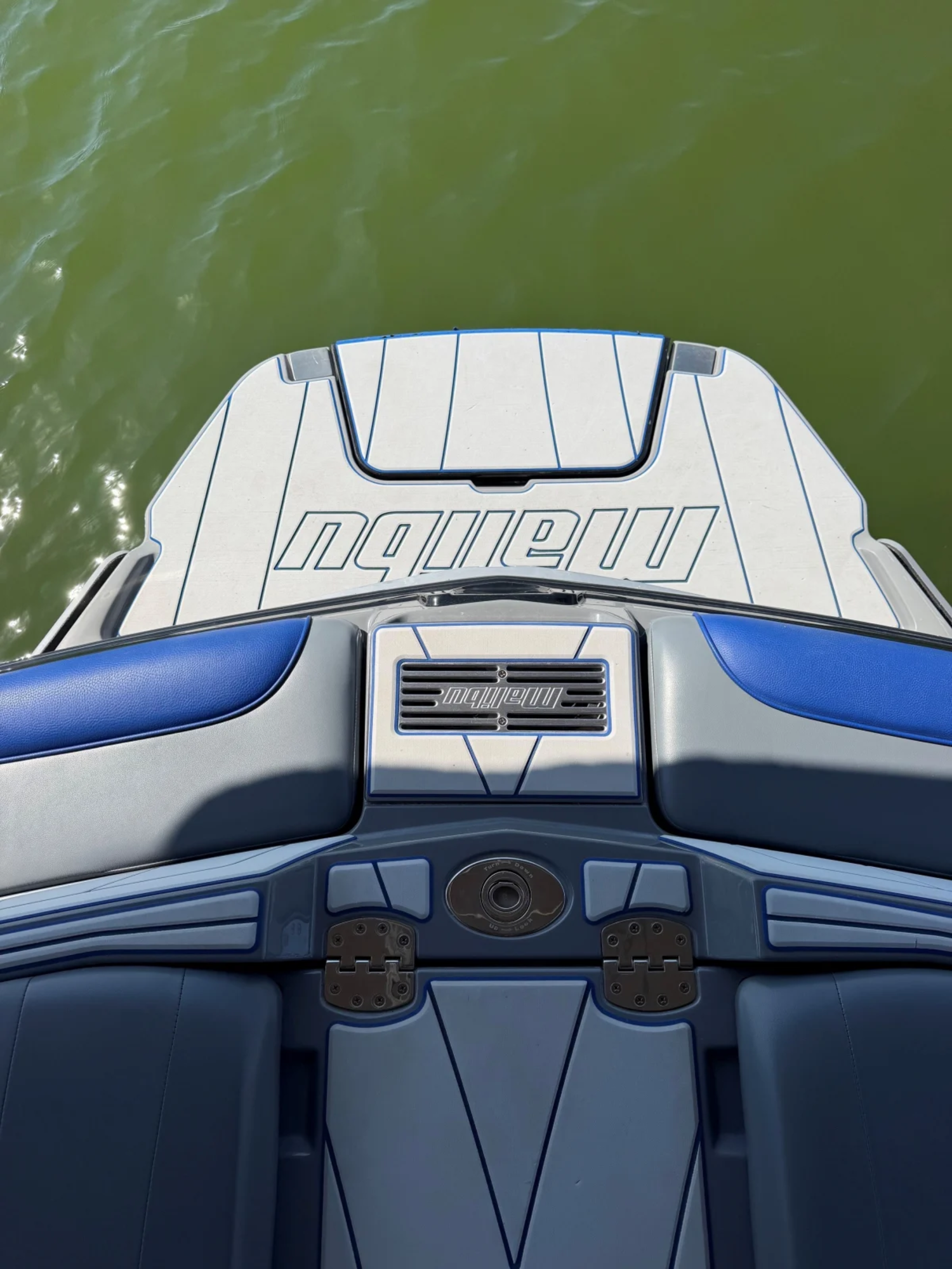 2022 Malibu 23 LSV COMING SOON