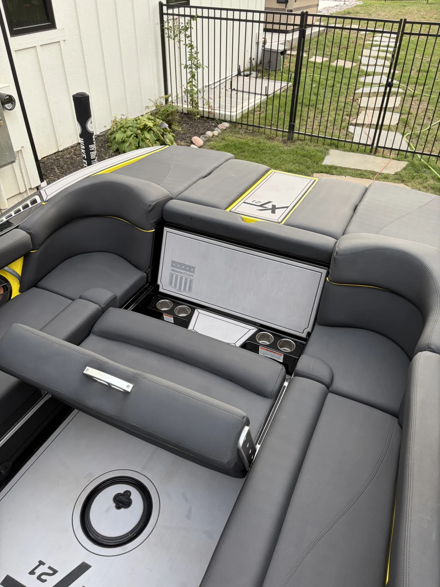 2021 Mastercraft XT21