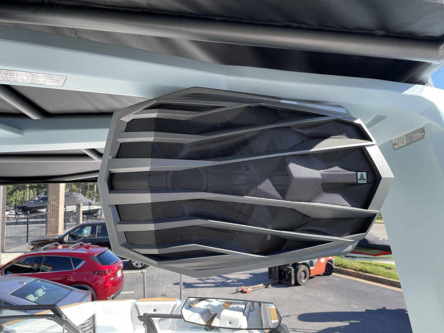 2027 Nautique G25