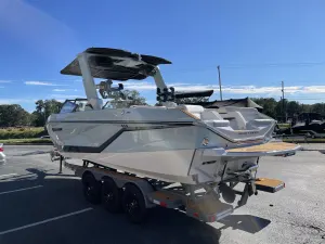 2027-nautique-g25-146842-image11