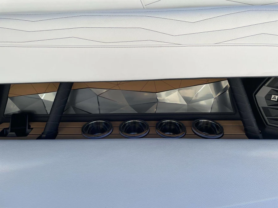 2027-nautique-g25-146842-image28