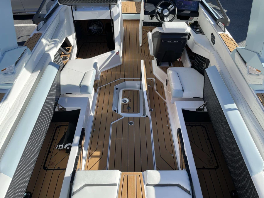 2027-nautique-g25-146842-image30