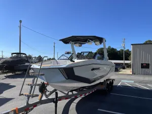 2027-nautique-g25-146842-image3