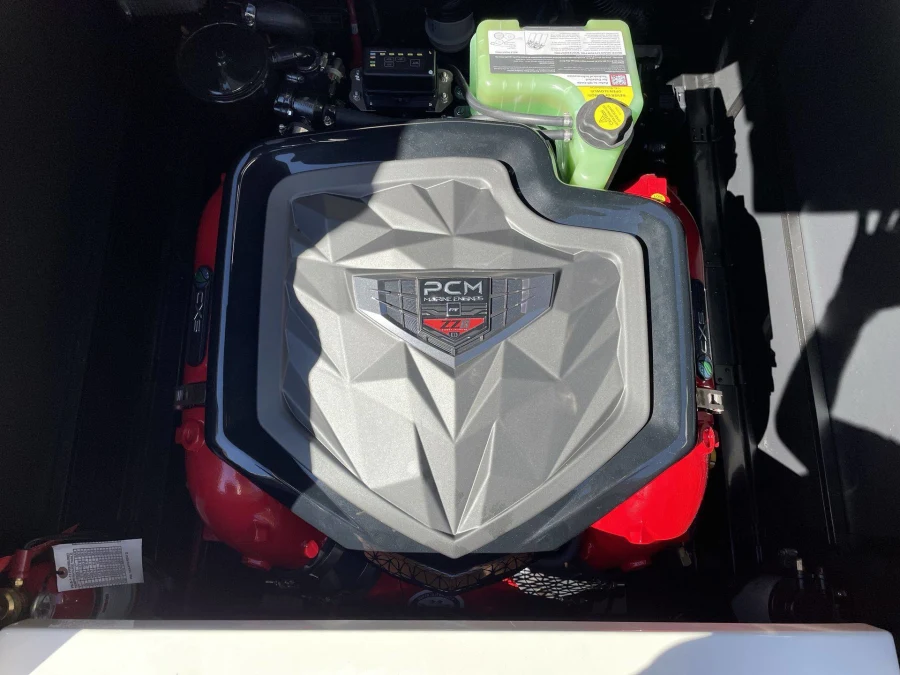 2027-nautique-g25-146843-image12