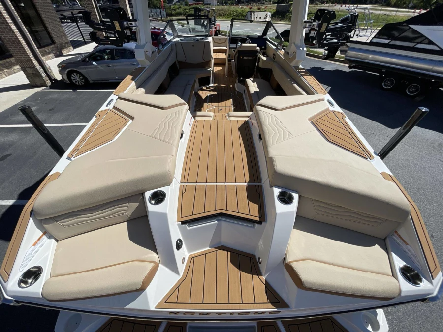 2027-nautique-g25-146843-image15