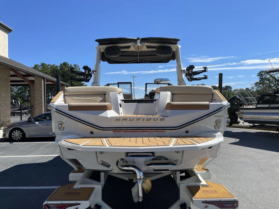 2027-nautique-g25-146843-image4