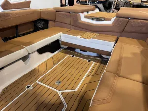 2027-nautique-s23-146855-image15