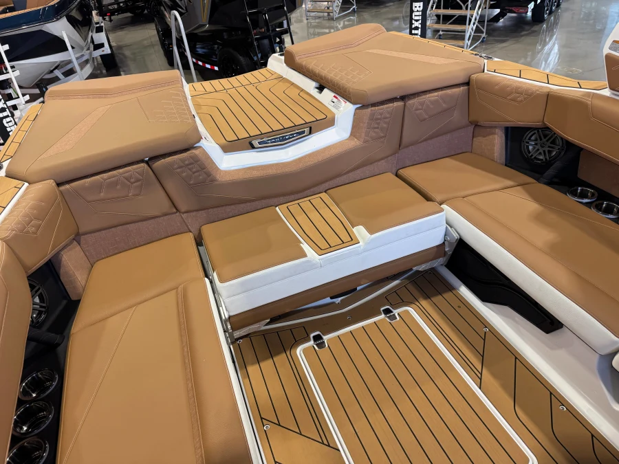2027-nautique-s23-146855-image16