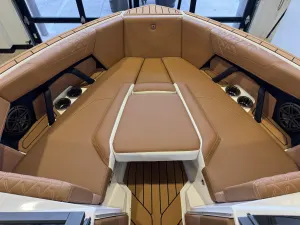2027-nautique-s23-146855-image17
