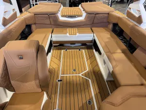 2027-nautique-s23-146855-image22